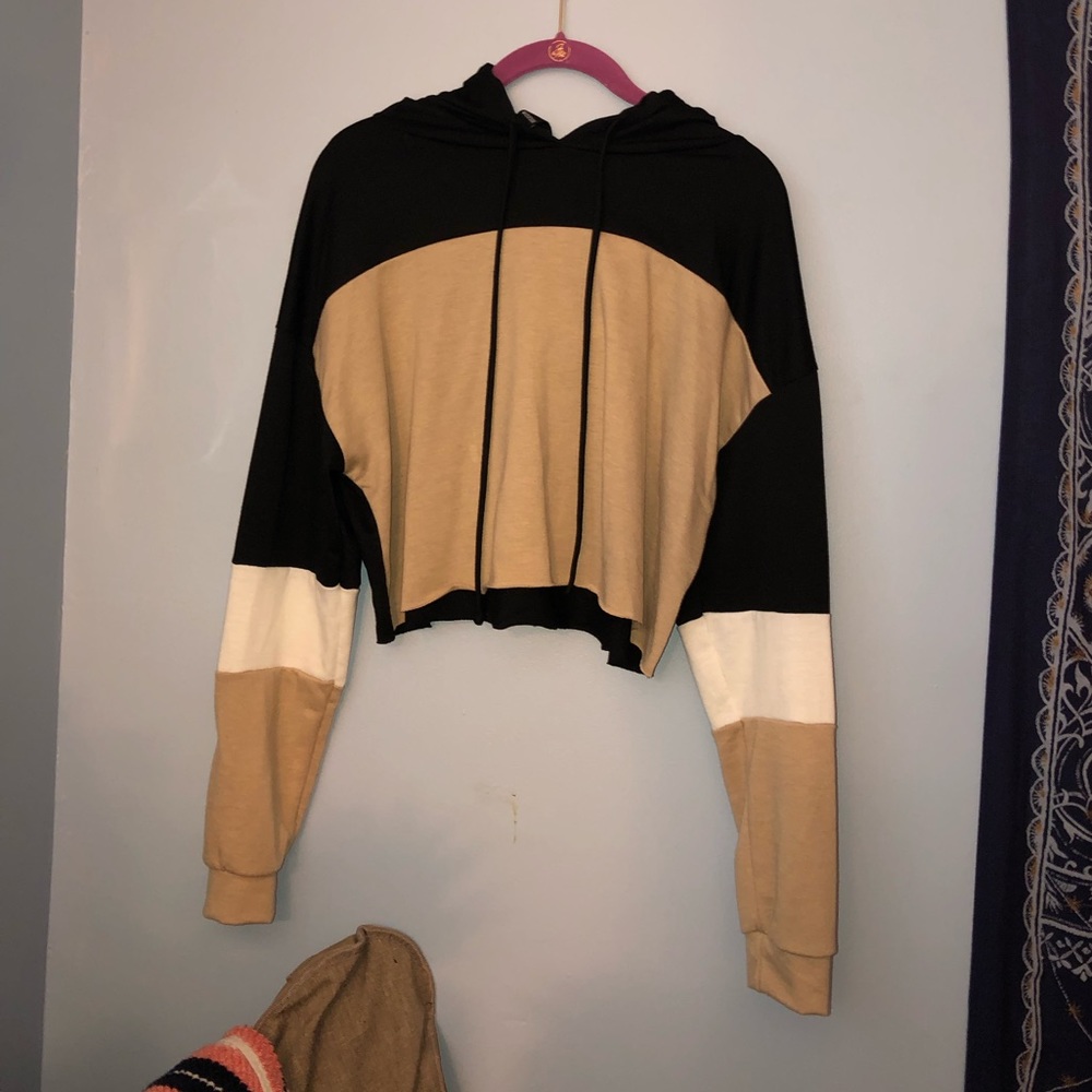 Cropped hoodie